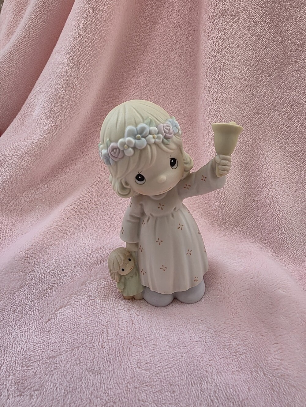 Precious Moment 'Ring Out the Good News' Figurine #529966